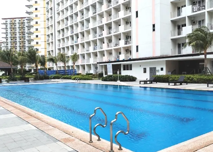 Foursphere Staycation
